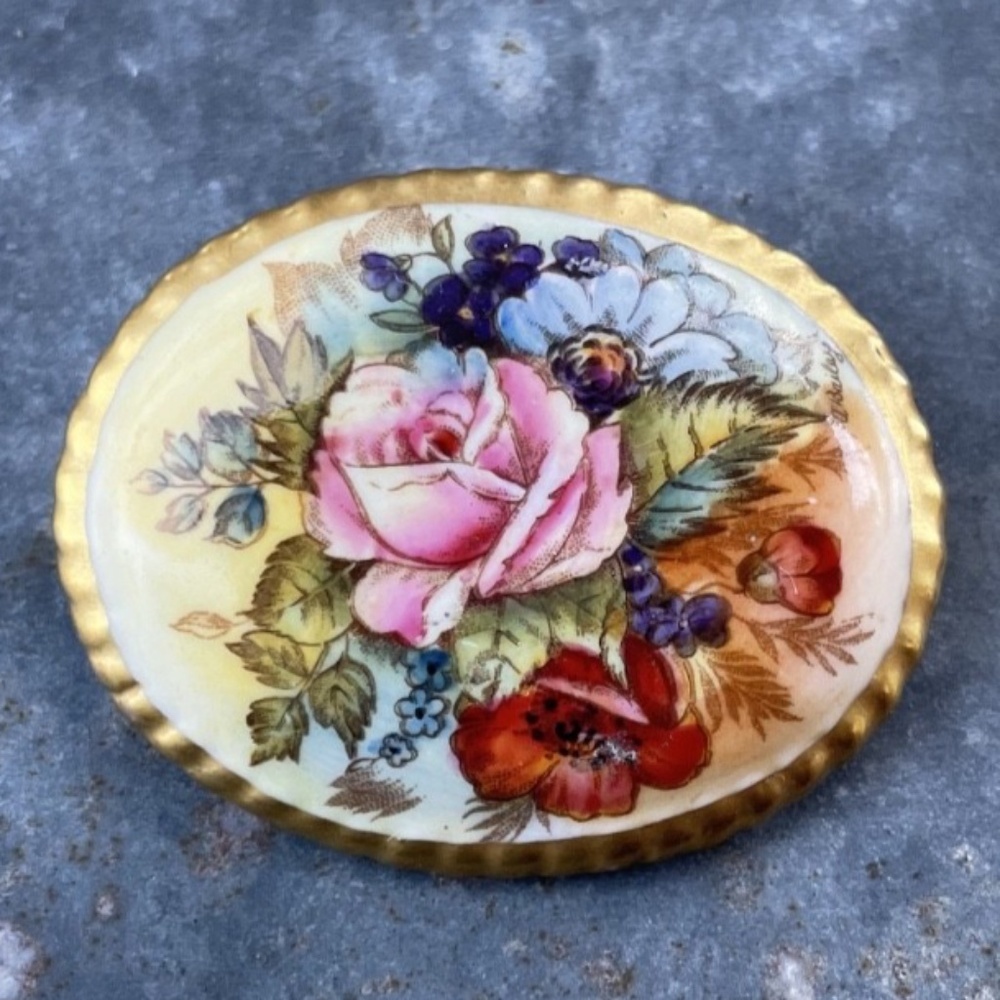 Aynsley floral Fine Bone China 'Cabbage Rose' Brooch signed J.A. Bailey